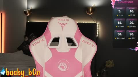 Snapshot of baaby_bon chatting on January 9, 2025, 8:34 am Bonnie  online show from January 9, 2025, 8:34 am
