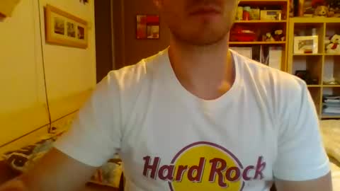 Snapshot of babacoolmagic chatting on October 18, 2025, 4:19 pm babacoolmagic online show from October 18, 2025, 4:19 pm