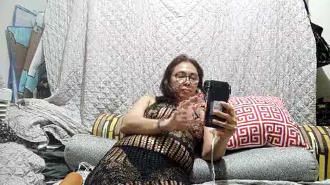 Snapshot of babe4u1234 chatting on December 6, 2024, 3:22 pm babe4u1234 online show from December 6, 2024, 3:22 pm