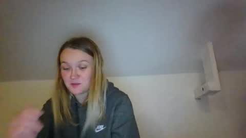 Snapshot of babykay03 chatting on October 31, 2025, 2:45 am babykay03 online show from October 31, 2025, 2:45 am