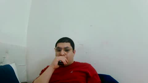 Snapshot of badboixx chatting on February 6, 2025, 10:37 am badboixx online show from February 6, 2025, 10:37 am