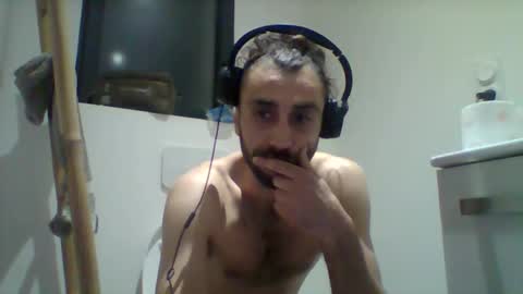 Snapshot of badboy33000182893 chatting on November 10, 2025, 6:51 pm badboy33000182893 online show from November 10, 2025, 6:51 pm