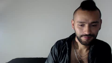 Snapshot of badsanx chatting on February 28, 2025, 4:21 am badsanx online show from February 28, 2025, 4:21 am