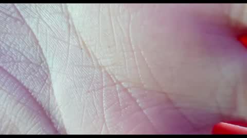 Bella online show from September 17, 2025, 10:55 pm