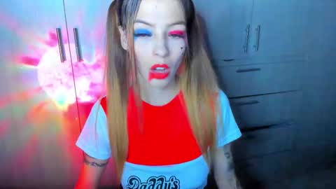 Snapshot of barbiie_5 chatting on November 2, 2025, 4:04 am Barbie online show from November 2, 2025, 4:04 am