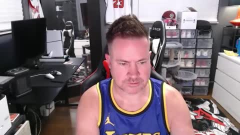 Snapshot of basketballjerseygang chatting on October 22, 2025, 5:41 am Jordan online show from October 22, 2025, 5:41 am