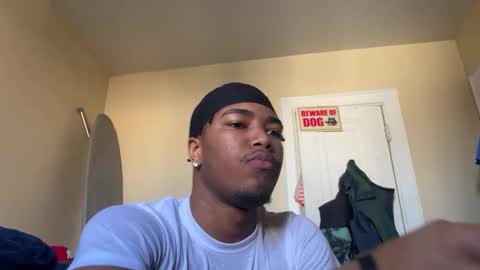 Snapshot of bb_colin chatting on February 5, 2025, 5:09 pm bb_colin online show from February 5, 2025, 5:09 pm