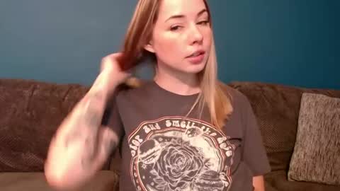 Snapshot of bbgirlnextdoor chatting on October 11, 2025, 6:50 pm bbgirlnextdoor online show from October 11, 2025, 6:50 pm