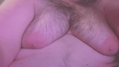 Snapshot of bear_man_oi chatting on September 13, 2025, 2:17 pm bear_man_oi online show from September 13, 2025, 2:17 pm