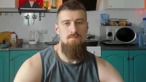 Snapshot of bearded_legend chatting on December 12, 2024, 9:15 pm Zeus online show from December 12, 2024, 9:15 pm