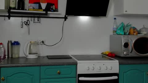 Snapshot of bearded_legend chatting on October 14, 2025, 2:23 am Zeus online show from October 14, 2025, 2:23 am