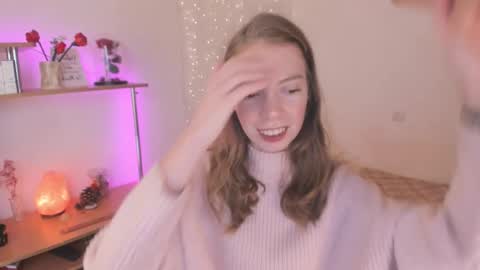 Snapshot of beautyeliise chatting on September 16, 2025, 9:10 am Eliise online show from September 16, 2025, 9:10 am