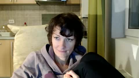 Raluca online show from October 15, 2025, 7:25 pm