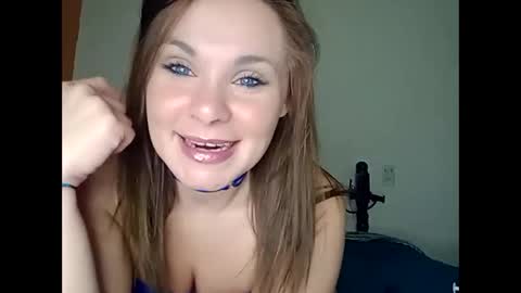 Snapshot of becky2994 chatting on October 25, 2025, 5:59 am BECKY BOO  online show from October 25, 2025, 5:59 am