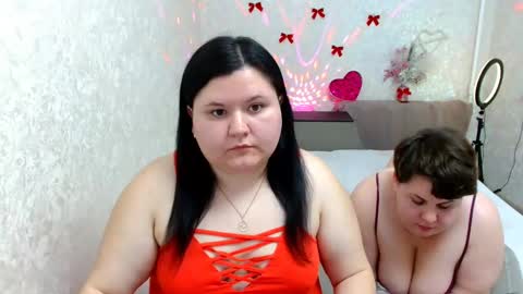 Snapshot of beckyandellen chatting on January 25, 2025, 7:18 pm BeckyAndEllen online show from January 25, 2025, 7:18 pm