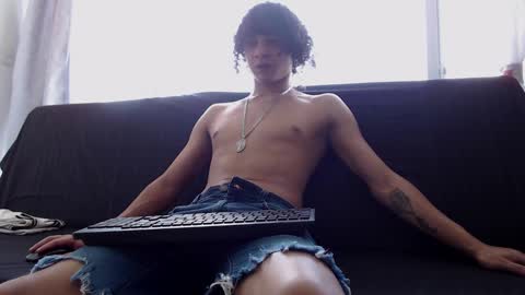 Snapshot of belamiramil chatting on January 19, 2025, 6:00 pm independent model online show from January 19, 2025, 6:00 pm