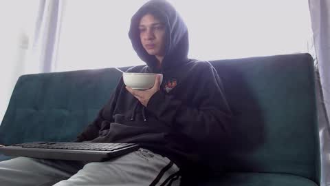 Snapshot of belamiramil chatting on January 21, 2025, 6:34 pm independent model online show from January 21, 2025, 6:34 pm