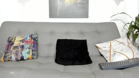 Snapshot of belamiramil chatting on March 4, 2025, 4:52 pm independent model online show from March 4, 2025, 4:52 pm