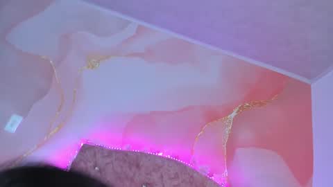 Snapshot of bella__sweets chatting on January 23, 2025, 1:19 am Melanie online show from January 23, 2025, 1:19 am