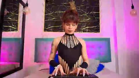 Snapshot of bella_salvatore chatting on September 9, 2025, 10:20 pm online show from September 9, 2025, 10:20 pm