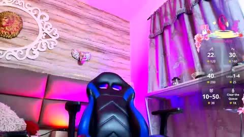 Snapshot of bella_salvatore chatting on September 26, 2025, 4:44 pm online show from September 26, 2025, 4:44 pm