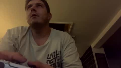 Snapshot of ben_big69 chatting on December 12, 2024, 2:59 am ben_big69 online show from December 12, 2024, 2:59 am