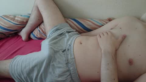 Snapshot of bencamjp chatting on September 27, 2025, 10:59 pm Ben online show from September 27, 2025, 10:59 pm