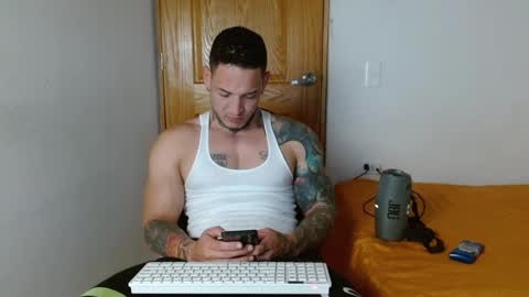 Snapshot of benjamin_isaac chatting on December 29, 2024, 12:41 am benjamin_isaac online show from December 29, 2024, 12:41 am