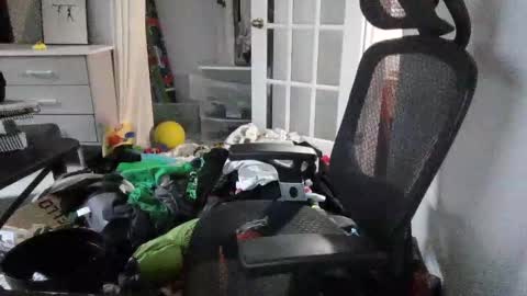 Snapshot of benzoil20007 chatting on October 19, 2025, 9:04 pm benzoil20007 online show from October 19, 2025, 9:04 pm