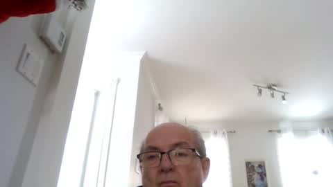 Snapshot of bernard1102 chatting on January 6, 2025, 6:20 pm bernard1102 online show from January 6, 2025, 6:20 pm