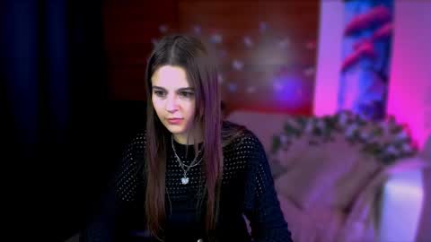 Snapshot of berry_alma chatting on December 18, 2024, 2:17 pm Alma online show from December 18, 2024, 2:17 pm