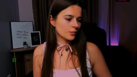 Snapshot of berry_alma chatting on January 30, 2025, 3:33 am Alma online show from January 30, 2025, 3:33 am