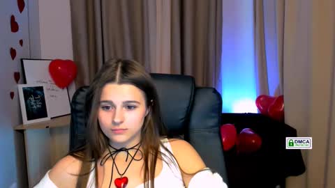 Snapshot of berry_alma chatting on February 25, 2025, 3:09 am Alma online show from February 25, 2025, 3:09 am