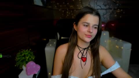 Snapshot of berry_alma chatting on March 5, 2025, 5:39 pm Alma online show from March 5, 2025, 5:39 pm