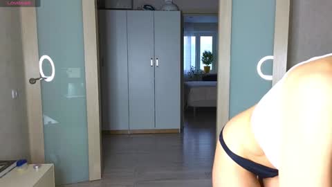 Snapshot of bestgirls2021 chatting on January 7, 2025, 2:42 am Hellen and Natali online show from January 7, 2025, 2:42 am