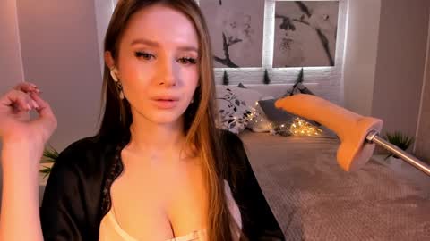 Snapshot of bettyrouse chatting on January 5, 2025, 9:14 pm Betty online show from January 5, 2025, 9:14 pm