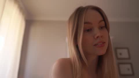 Snapshot of bibi_it_is chatting on February 22, 2025, 5:34 am Bibi online show from February 22, 2025, 5:34 am