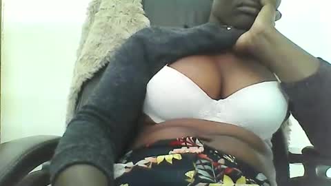 bigbumboobs98 online show from September 30, 2025, 7:13 am