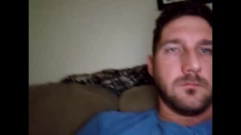 Snapshot of bigcanuck35 chatting on October 29, 2025, 1:13 pm bigcanuck35 online show from October 29, 2025, 1:13 pm