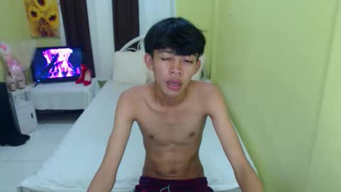 Snapshot of bigcock_kerbzz chatting on September 25, 2025, 12:53 pm bigcock_kerbzz online show from September 25, 2025, 12:53 pm