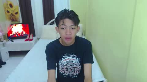 Snapshot of bigcock_kerbzz chatting on October 18, 2025, 8:04 am bigcock_kerbzz online show from October 18, 2025, 8:04 am