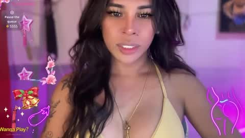 Snapshot of bigcockamanda23 chatting on December 14, 2024, 12:33 pm queen amanda online show from December 14, 2024, 12:33 pm