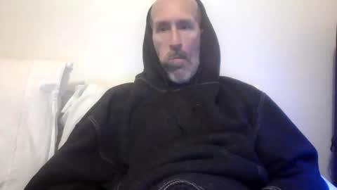 Snapshot of bighugemouthful chatting on October 30, 2025, 2:35 am Chaz online show from October 30, 2025, 2:35 am