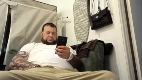 Snapshot of biglk324645168 chatting on December 29, 2024, 3:24 pm biglk324645168 online show from December 29, 2024, 3:24 pm