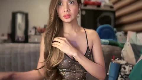 Snapshot of bigsurprise4u chatting on January 13, 2025, 7:43 am Yna     online show from January 13, 2025, 7:43 am