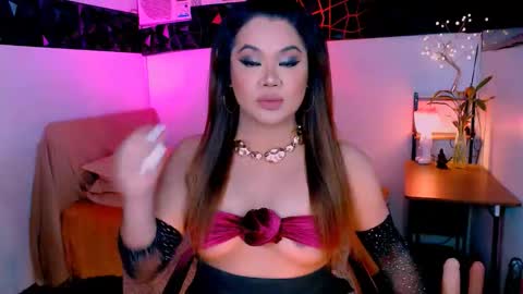 Snapshot of bigtraditionalts chatting on October 17, 2025, 2:04 am katy asianbigcockcumshowsmokeanal online show from October 17, 2025, 2:04 am