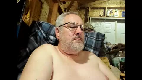 Snapshot of biguy121971 chatting on December 28, 2024, 6:17 am Biguy52 online show from December 28, 2024, 6:17 am