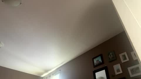 Snapshot of bigwheel999 chatting on March 7, 2025, 9:38 pm bigwheel999 online show from March 7, 2025, 9:38 pm