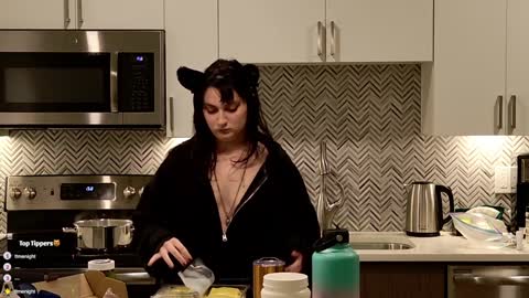 Snapshot of bimbokitten666 chatting on December 31, 2024, 8:59 am Danny online show from December 31, 2024, 8:59 am