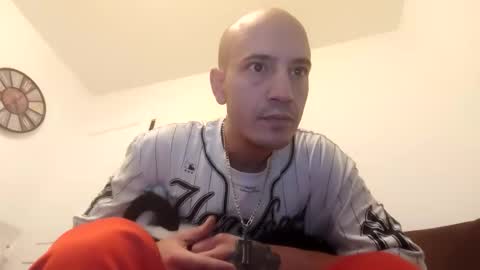 Snapshot of bitmanizizizi chatting on November 11, 2025, 3:34 pm Bitmanizizizi online show from November 11, 2025, 3:34 pm